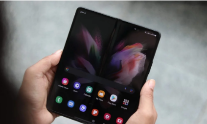 谷歌的 Galaxy Z Fold 5 競爭對手將在第三季度上市