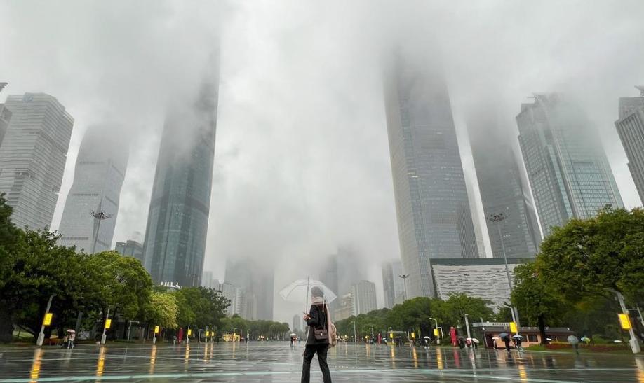 廣東雨季來(lái)襲 廣東人成為全國(guó)最“潮”的仔