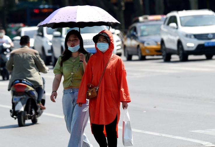 炎炎夏日！濟南市熱浪襲來，最高氣溫40.7℃，高溫紅色預(yù)警發(fā)布