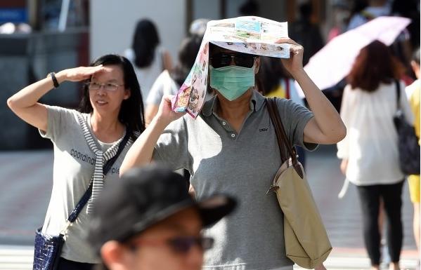 專家警告：全球高溫紀(jì)錄一周被破三次，或許是十萬年來最熱一周