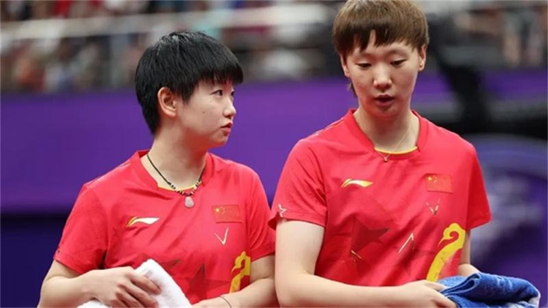 杭州亞運(yùn)會乒乓球女雙1/4決賽：中國組合孫穎莎/王曼昱不敵日本選手