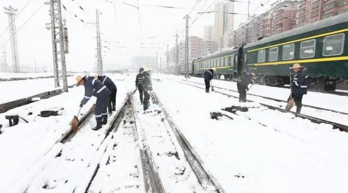 大范圍雨雪冰凍來襲，春運與農(nóng)業(yè)安全備考