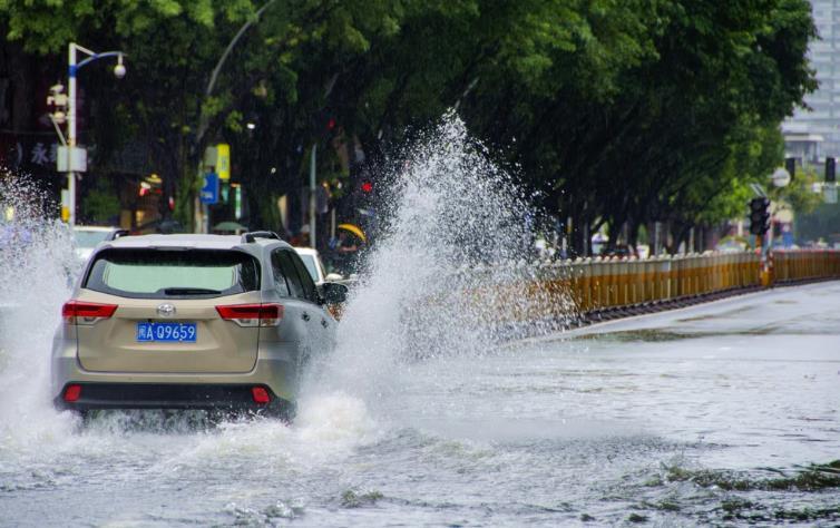 突發(fā)！今年首個暴雨紅色預警發(fā)布，如何應對極端天氣？